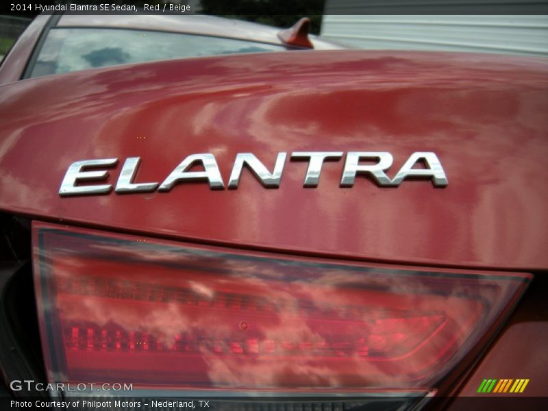 Red / Beige 2014 Hyundai Elantra SE Sedan