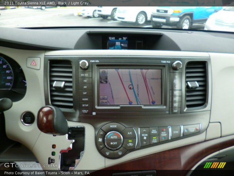 Black / Light Gray 2011 Toyota Sienna XLE AWD