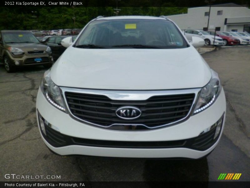 Clear White / Black 2012 Kia Sportage EX