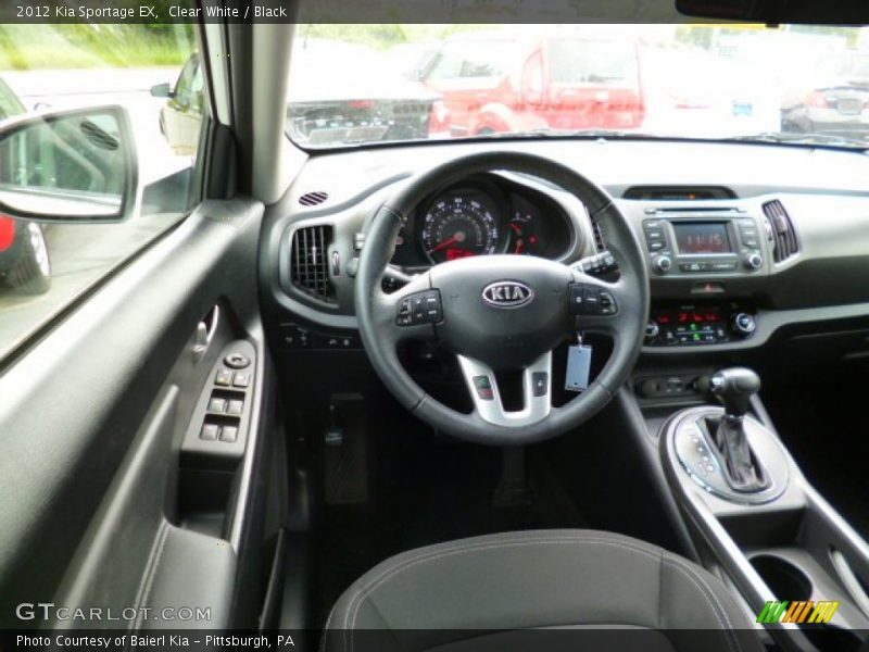 Clear White / Black 2012 Kia Sportage EX