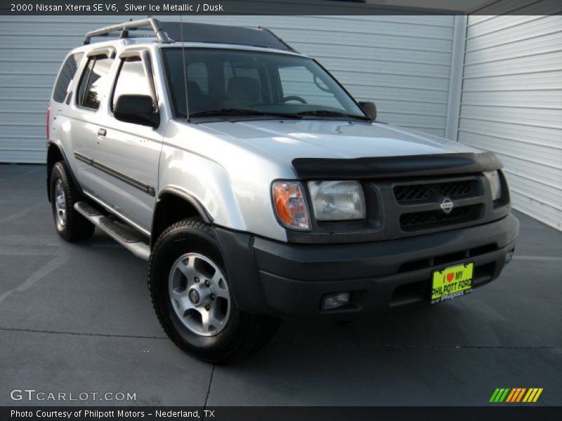 Silver Ice Metallic / Dusk 2000 Nissan Xterra SE V6