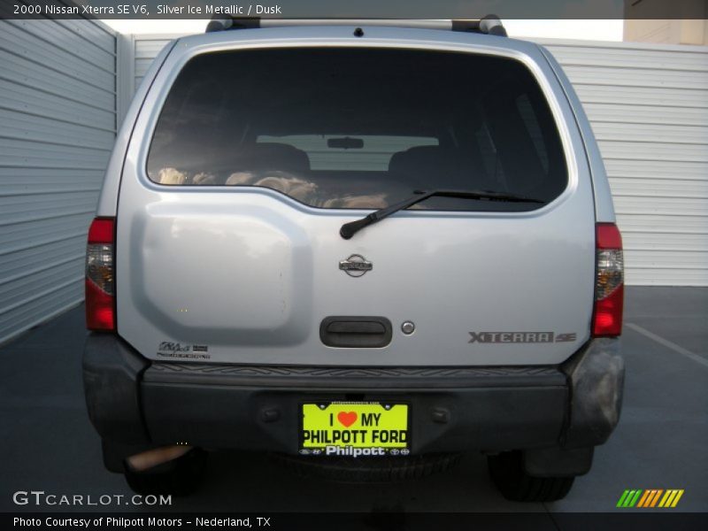 Silver Ice Metallic / Dusk 2000 Nissan Xterra SE V6