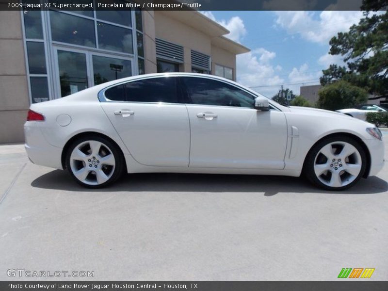 Porcelain White / Champagne/Truffle 2009 Jaguar XF Supercharged