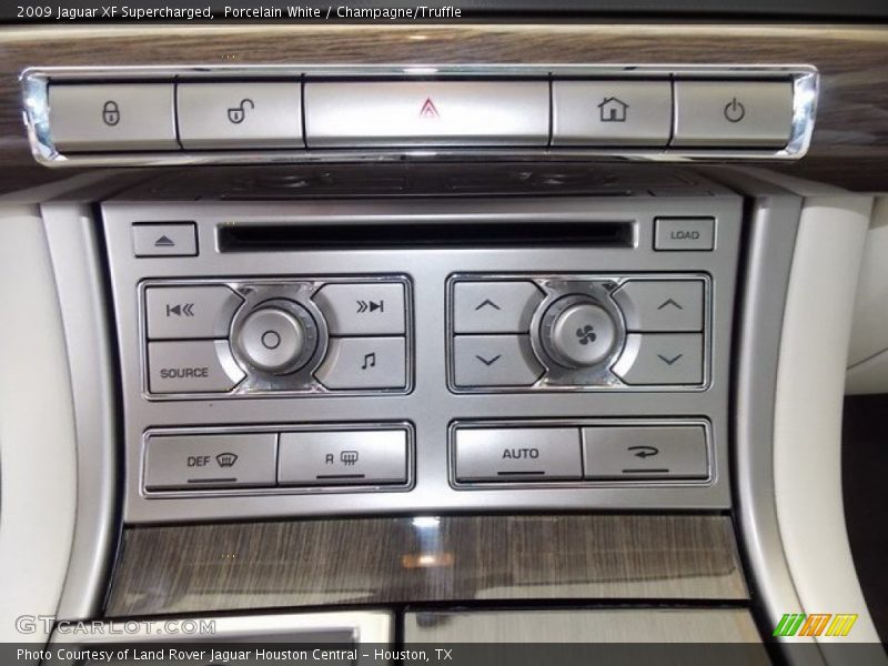 Porcelain White / Champagne/Truffle 2009 Jaguar XF Supercharged