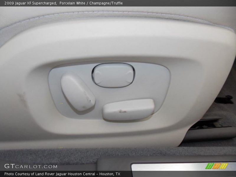 Porcelain White / Champagne/Truffle 2009 Jaguar XF Supercharged