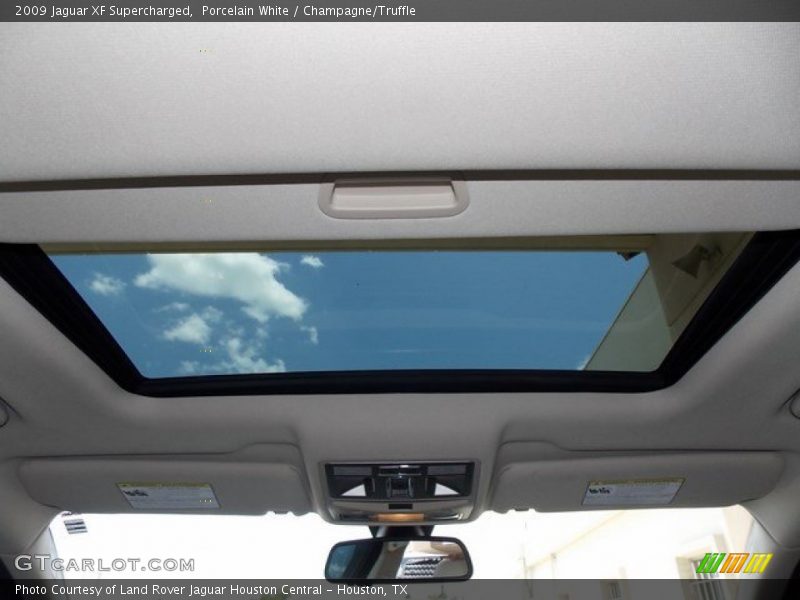 Porcelain White / Champagne/Truffle 2009 Jaguar XF Supercharged