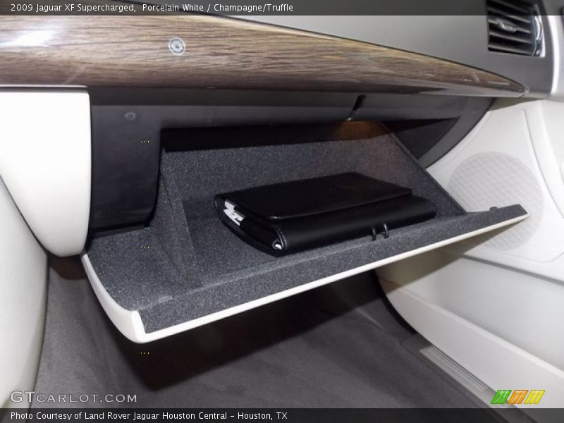 Porcelain White / Champagne/Truffle 2009 Jaguar XF Supercharged