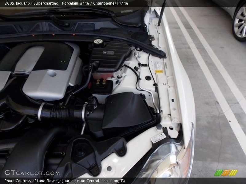 Porcelain White / Champagne/Truffle 2009 Jaguar XF Supercharged