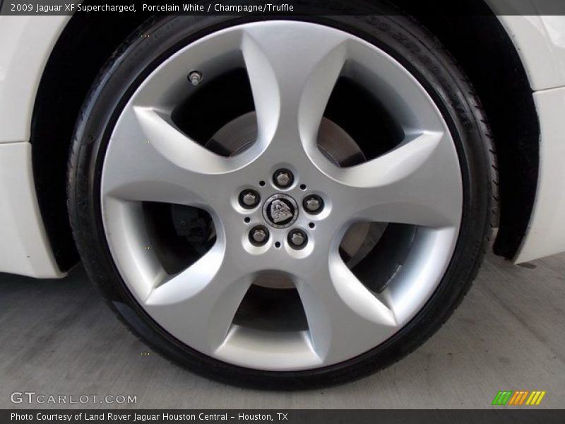  2009 XF Supercharged Wheel