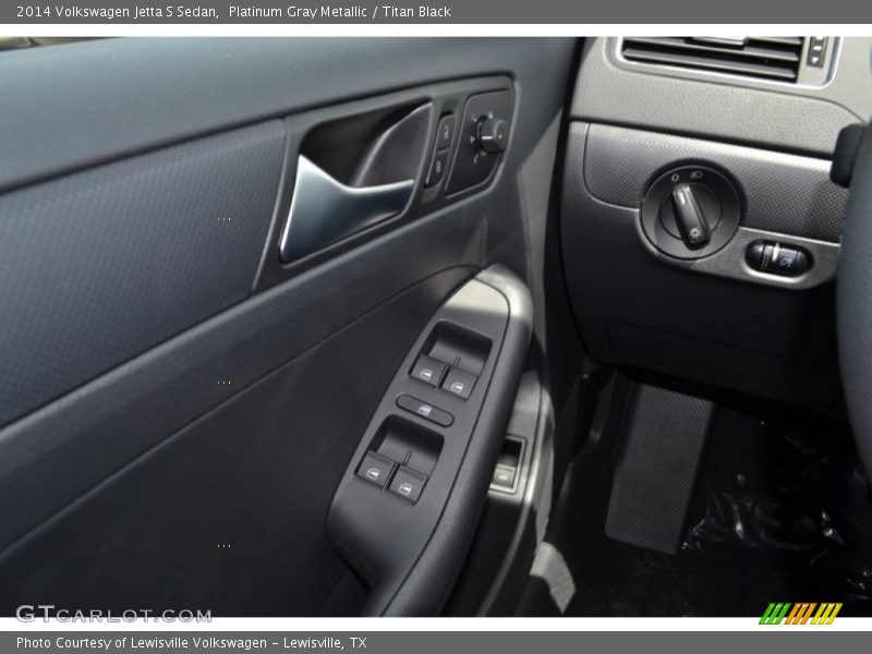 Platinum Gray Metallic / Titan Black 2014 Volkswagen Jetta S Sedan