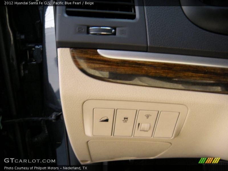 Pacific Blue Pearl / Beige 2012 Hyundai Santa Fe GLS