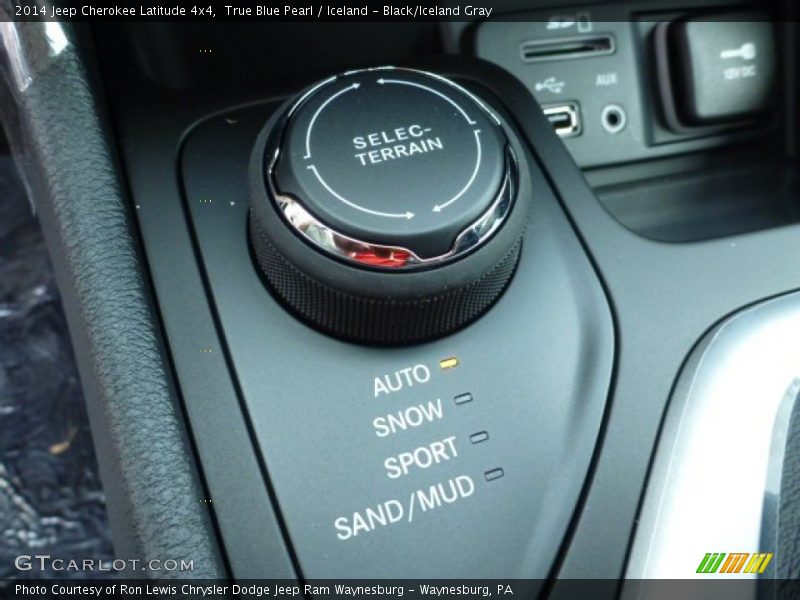 True Blue Pearl / Iceland - Black/Iceland Gray 2014 Jeep Cherokee Latitude 4x4