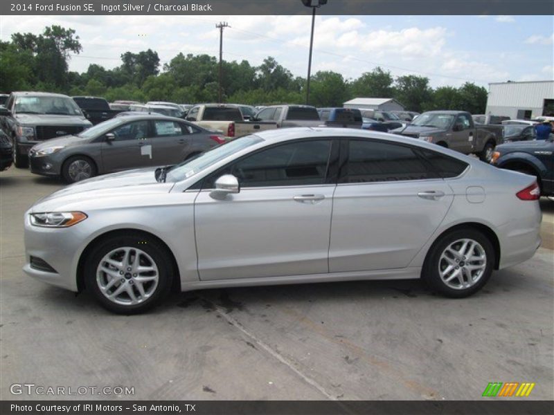 Ingot Silver / Charcoal Black 2014 Ford Fusion SE