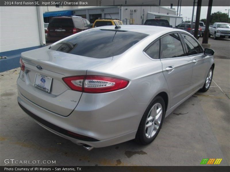 Ingot Silver / Charcoal Black 2014 Ford Fusion SE