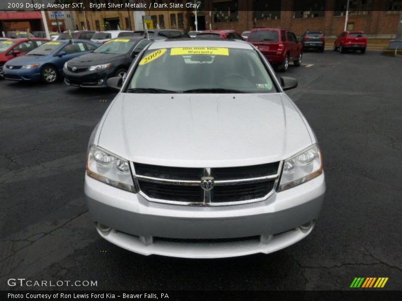 Bright Silver Metallic / Dark Slate Gray 2009 Dodge Avenger SXT