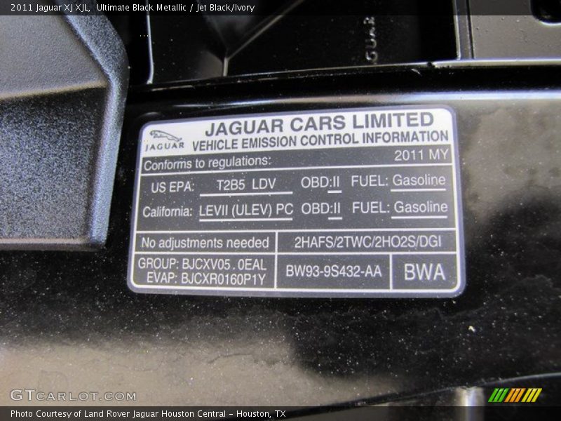 Ultimate Black Metallic / Jet Black/Ivory 2011 Jaguar XJ XJL