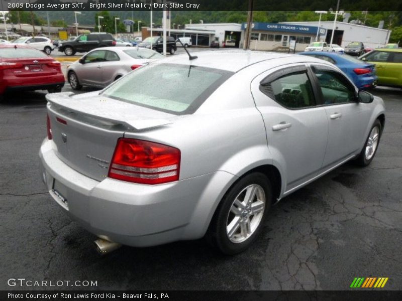 Bright Silver Metallic / Dark Slate Gray 2009 Dodge Avenger SXT