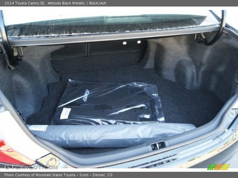 Attitude Black Metallic / Black/Ash 2014 Toyota Camry SE