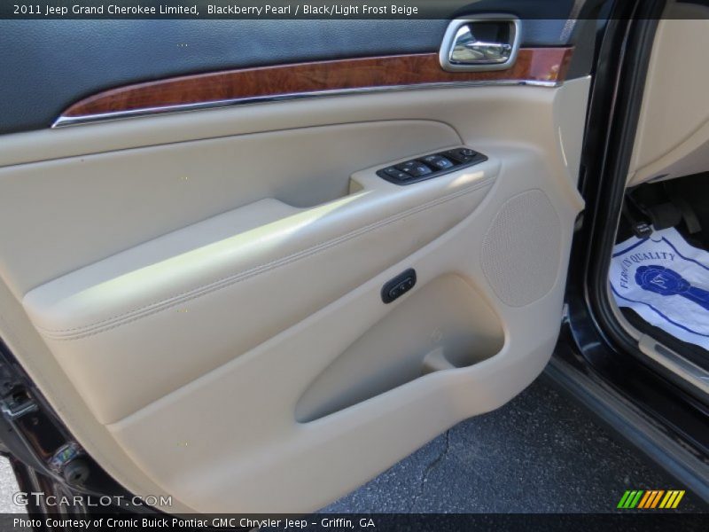 Blackberry Pearl / Black/Light Frost Beige 2011 Jeep Grand Cherokee Limited