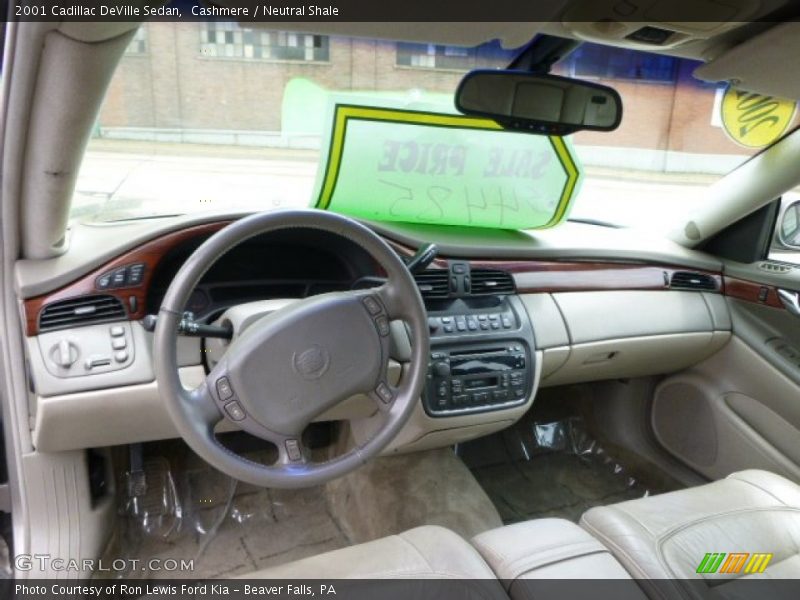 Cashmere / Neutral Shale 2001 Cadillac DeVille Sedan