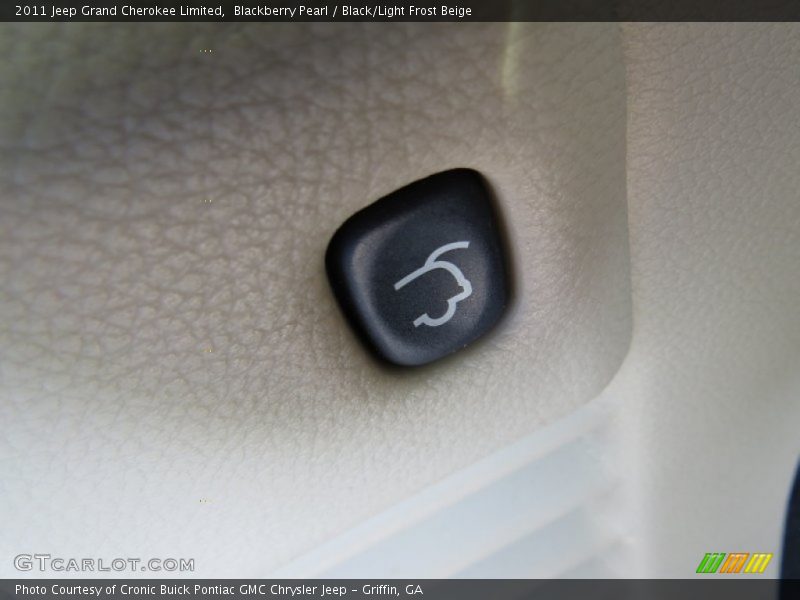 Blackberry Pearl / Black/Light Frost Beige 2011 Jeep Grand Cherokee Limited