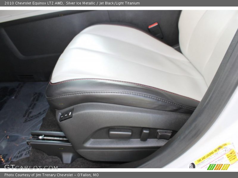 Silver Ice Metallic / Jet Black/Light Titanium 2010 Chevrolet Equinox LTZ AWD