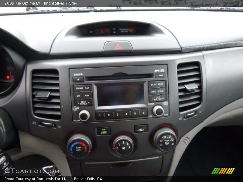 Bright Silver / Gray 2009 Kia Optima LX