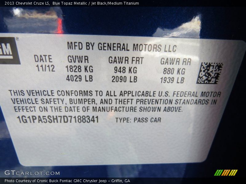 Blue Topaz Metallic / Jet Black/Medium Titanium 2013 Chevrolet Cruze LS
