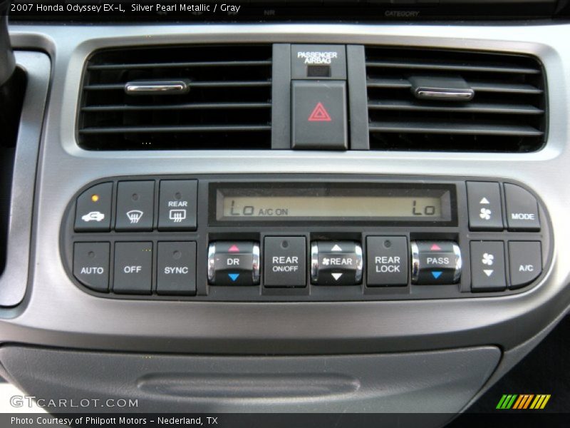 Silver Pearl Metallic / Gray 2007 Honda Odyssey EX-L