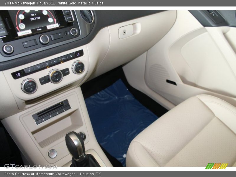 White Gold Metallic / Beige 2014 Volkswagen Tiguan SEL