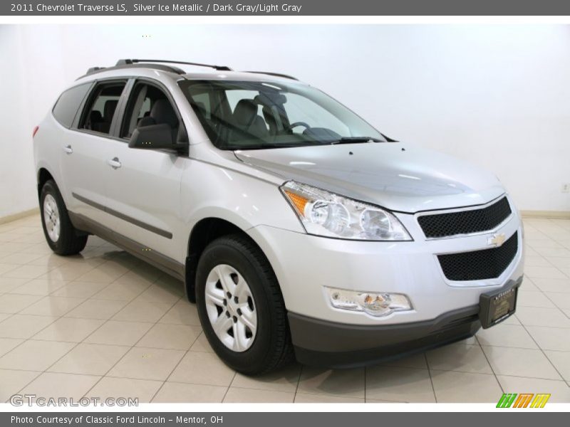 Silver Ice Metallic / Dark Gray/Light Gray 2011 Chevrolet Traverse LS