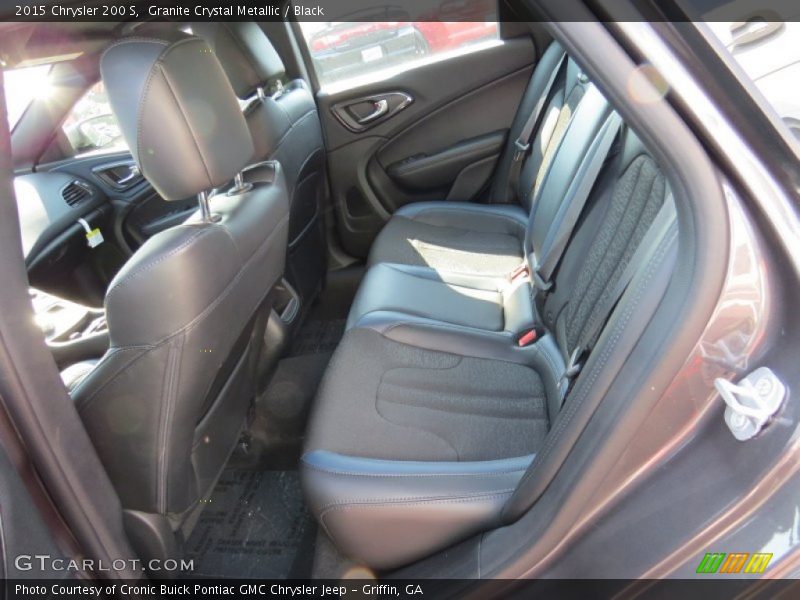 Granite Crystal Metallic / Black 2015 Chrysler 200 S
