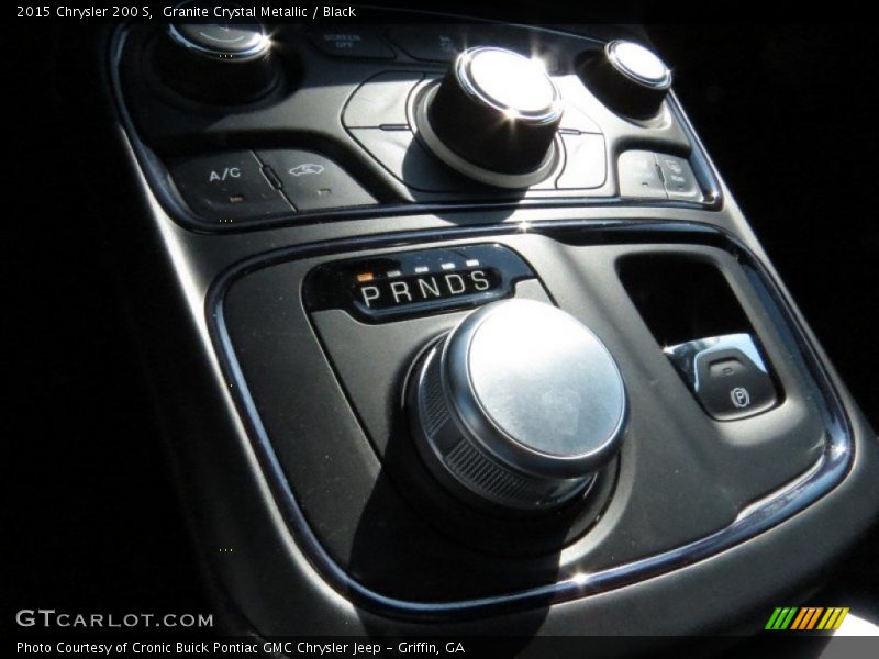 Granite Crystal Metallic / Black 2015 Chrysler 200 S