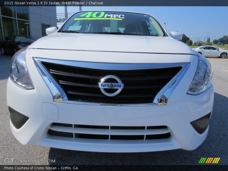 Fresh Powder / Charcoal 2015 Nissan Versa 1.6 SV Sedan