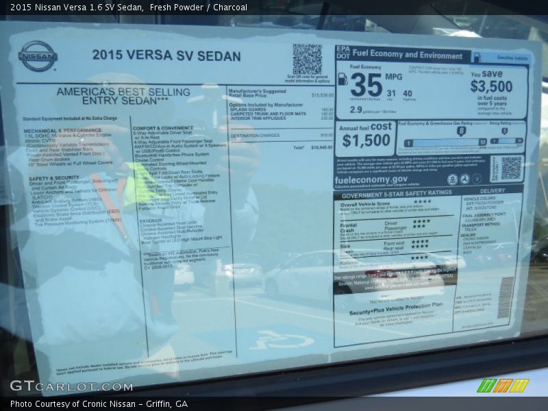 Fresh Powder / Charcoal 2015 Nissan Versa 1.6 SV Sedan