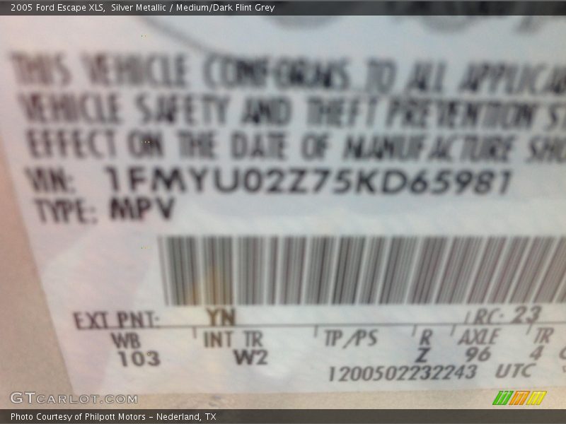 Silver Metallic / Medium/Dark Flint Grey 2005 Ford Escape XLS