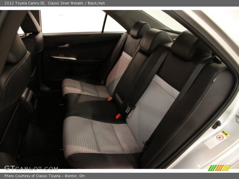 Classic Silver Metallic / Black/Ash 2012 Toyota Camry SE