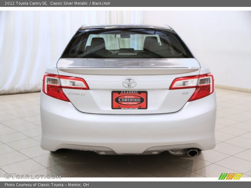 Classic Silver Metallic / Black/Ash 2012 Toyota Camry SE
