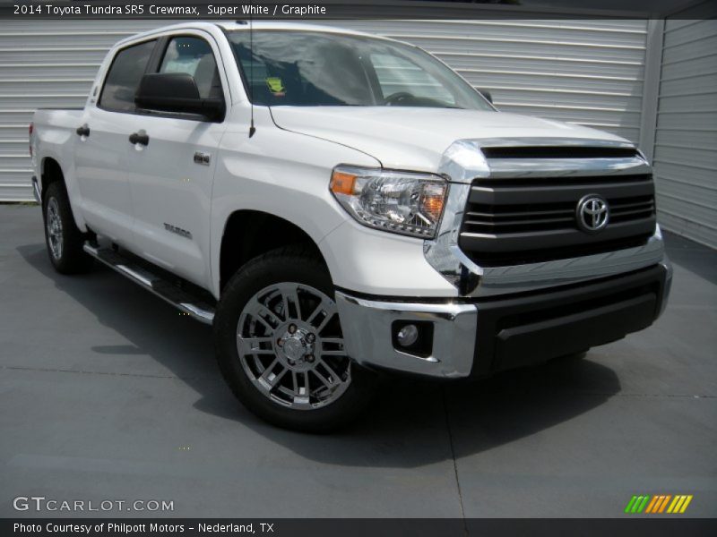 Super White / Graphite 2014 Toyota Tundra SR5 Crewmax