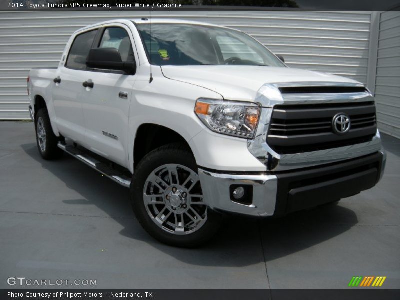 Super White / Graphite 2014 Toyota Tundra SR5 Crewmax