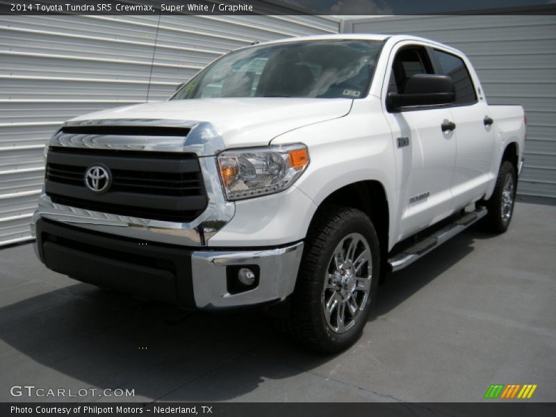 Super White / Graphite 2014 Toyota Tundra SR5 Crewmax