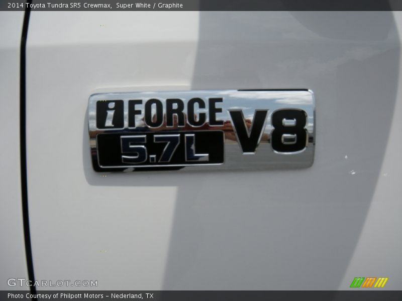 Super White / Graphite 2014 Toyota Tundra SR5 Crewmax