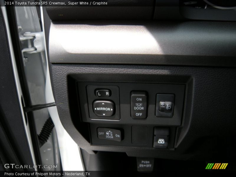 Super White / Graphite 2014 Toyota Tundra SR5 Crewmax