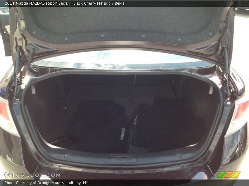 Black Cherry Metallic / Beige 2011 Mazda MAZDA6 i Sport Sedan