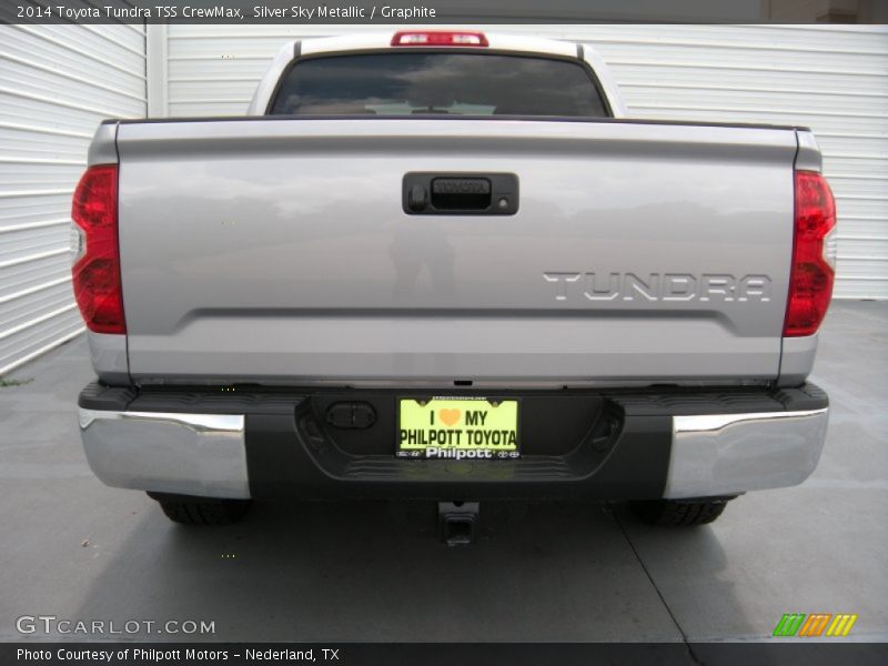 Silver Sky Metallic / Graphite 2014 Toyota Tundra TSS CrewMax