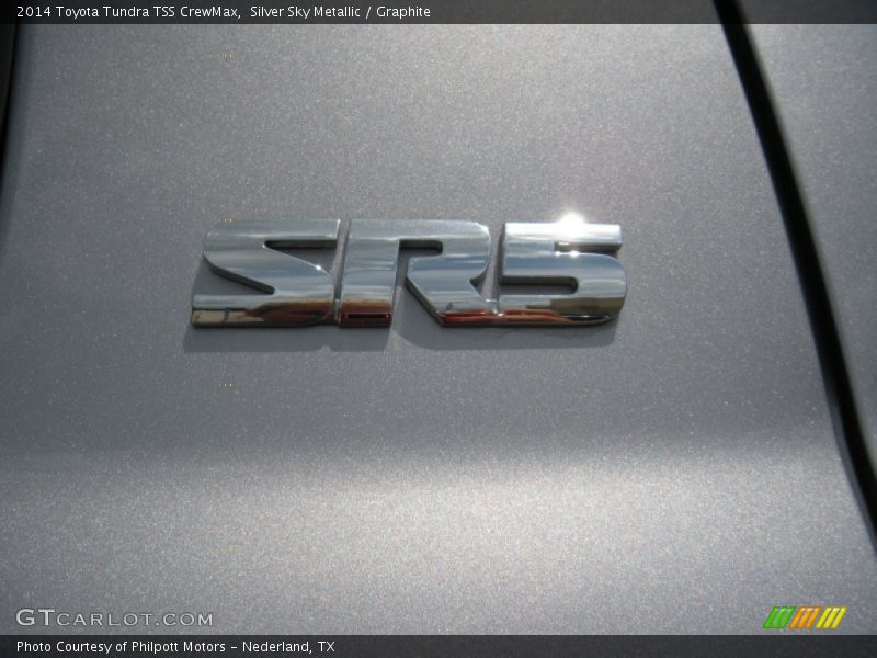 Silver Sky Metallic / Graphite 2014 Toyota Tundra TSS CrewMax