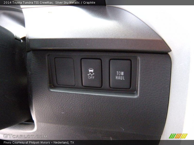 Silver Sky Metallic / Graphite 2014 Toyota Tundra TSS CrewMax