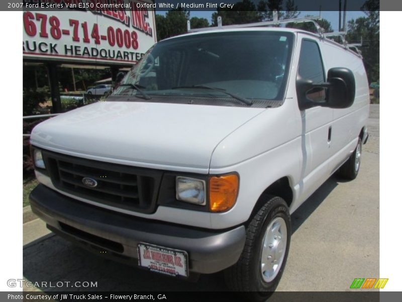 Oxford White / Medium Flint Grey 2007 Ford E Series Van E150 Commercial