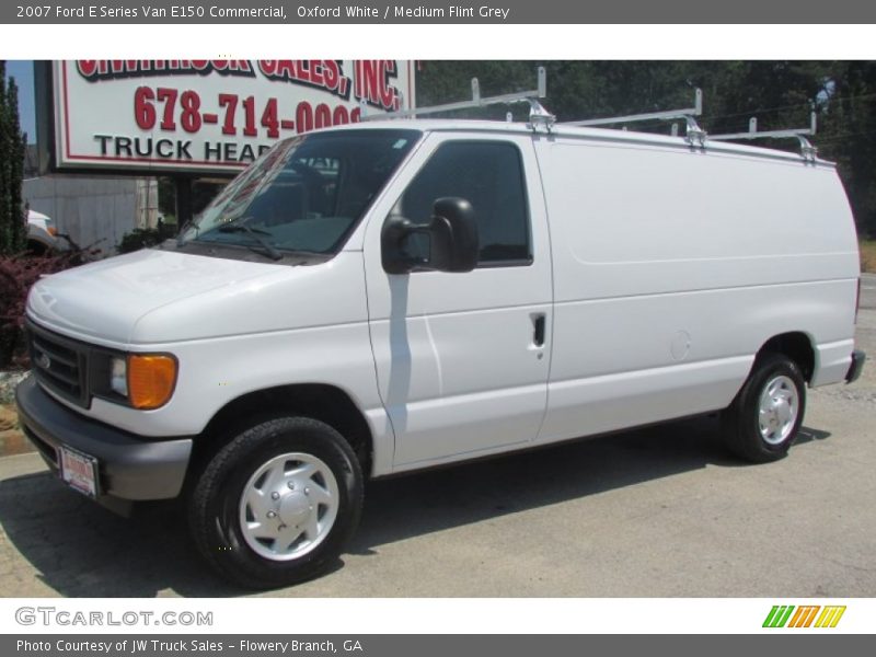 Oxford White / Medium Flint Grey 2007 Ford E Series Van E150 Commercial