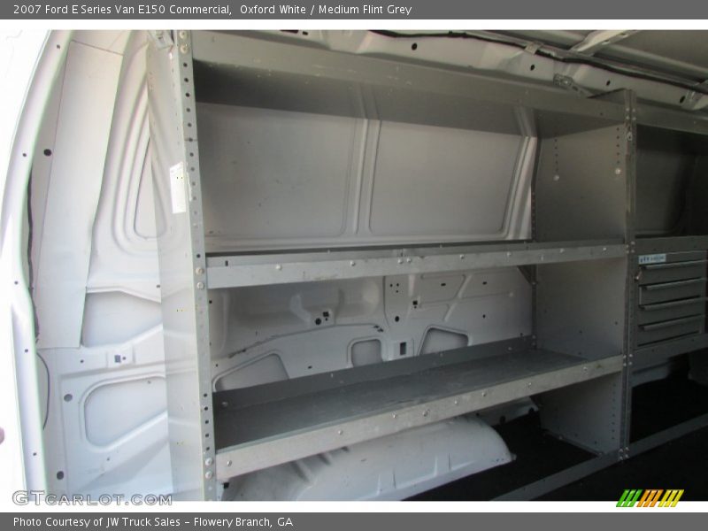 Oxford White / Medium Flint Grey 2007 Ford E Series Van E150 Commercial